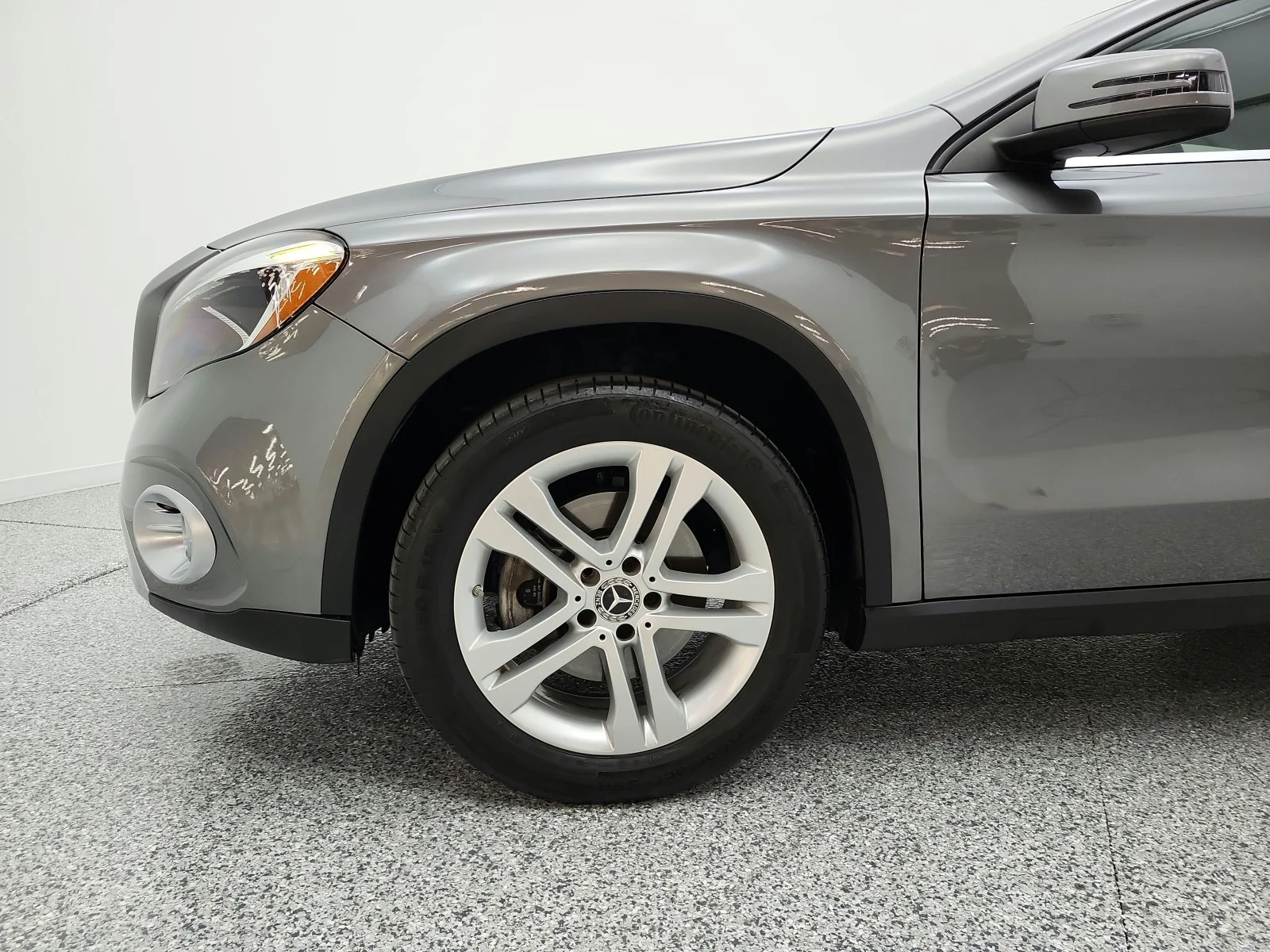 Used 2019 Mountain Grey Metallic Mercedes-Benz GLA 250 4MATIC® SUV image 21