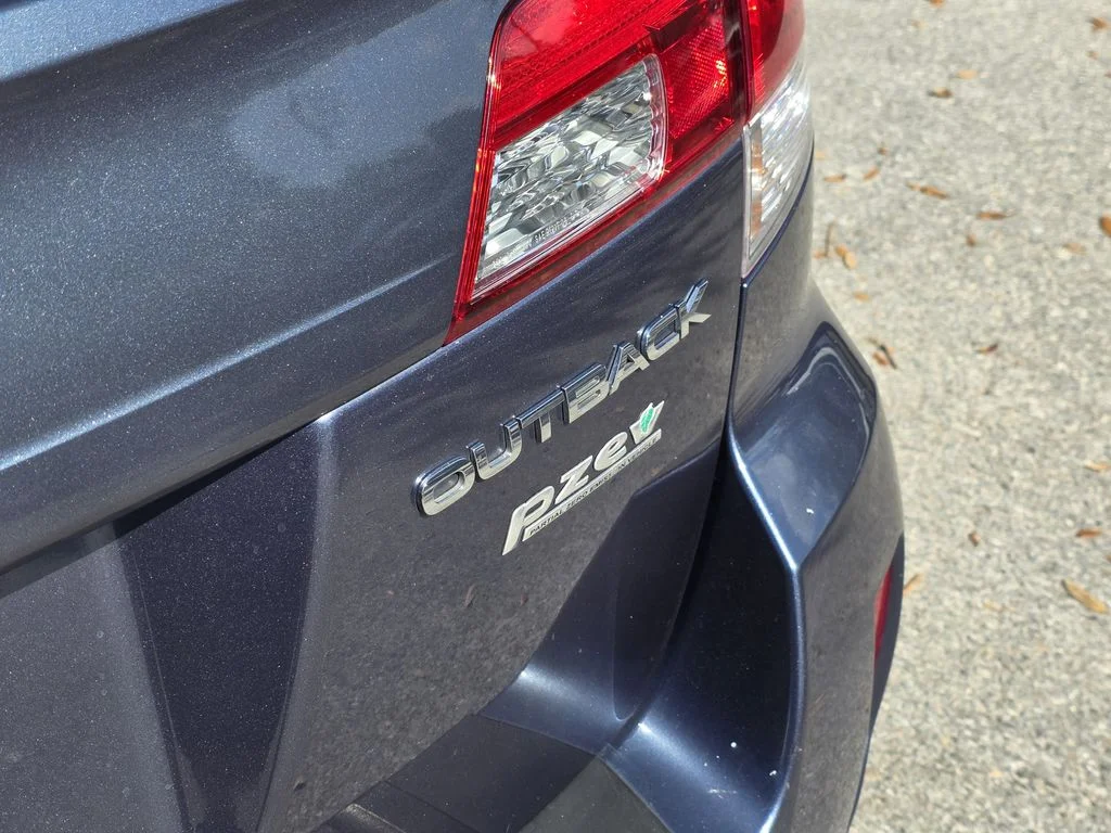 2013 Subaru Outback Premium - Photo 8