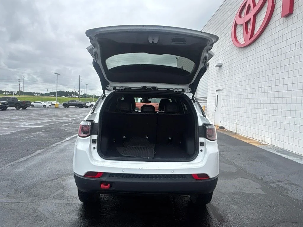 Used 2024 White Jeep Trailhawk image 30
