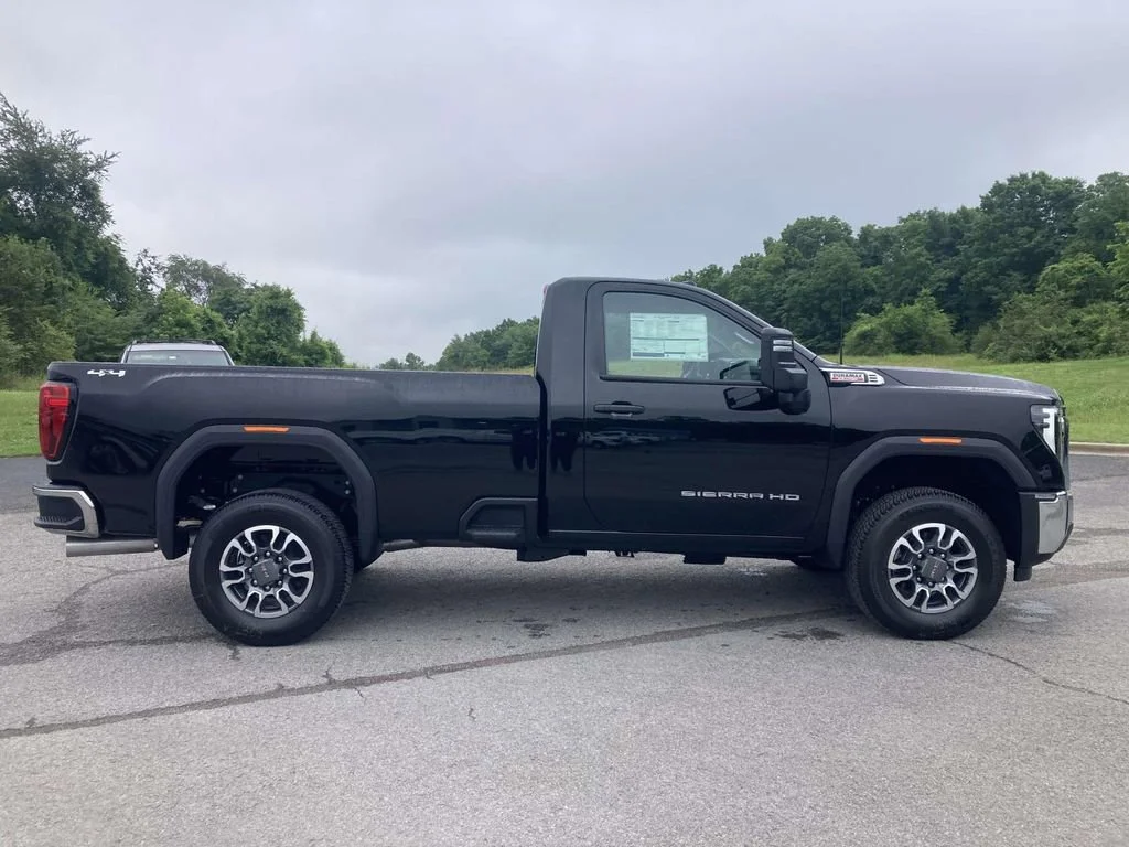 New 2026 Onyx Black GMC Pro image 2