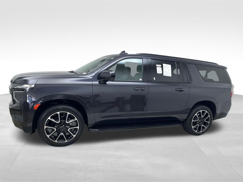Used 2024 Gray Chevrolet RST image 2