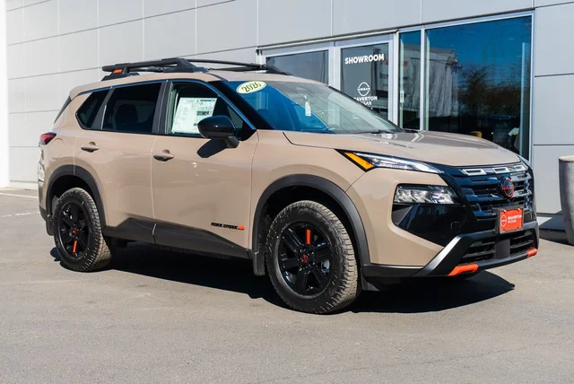 2026 Nissan Rogue Rock Creek®