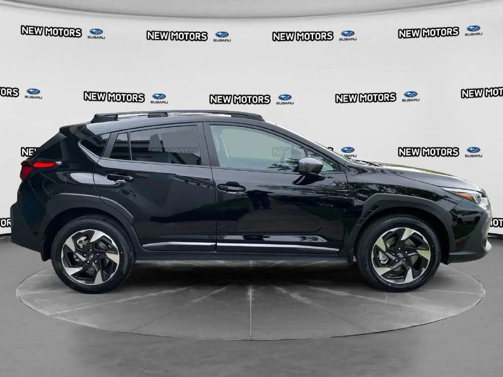 Used 2025 Crystal Black Silica Subaru Limited image 8
