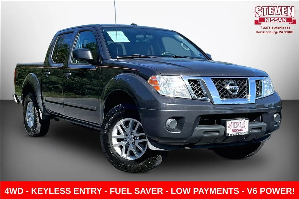 2015 Nissan Frontier 4.0 SV Crew Cab 4X4 AT SWB's photo