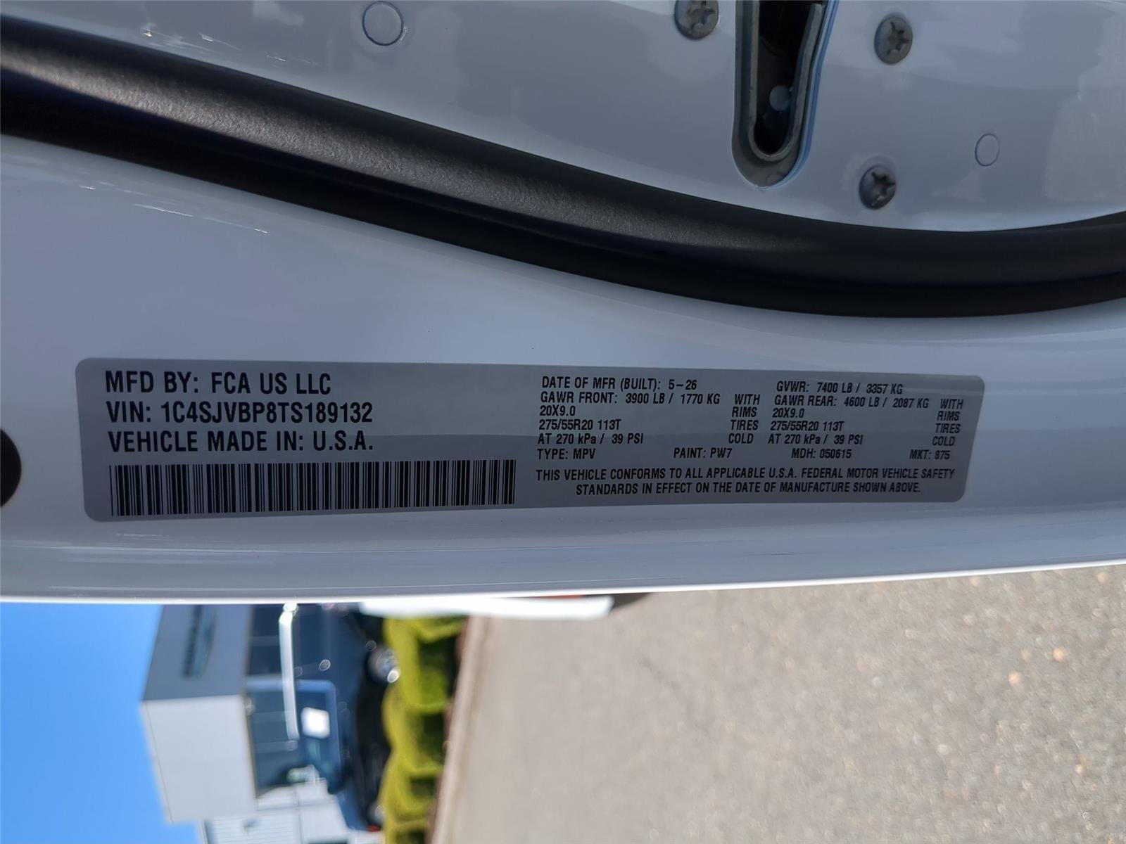 New 2026 Bright White Clear-Coat Exterior Paint Jeep Limited Altitude image 35