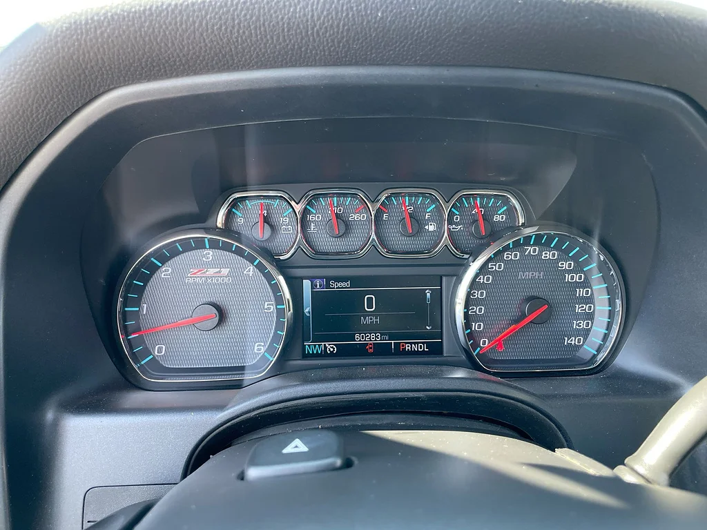 Used 2019 Summit White Chevrolet LT image 11