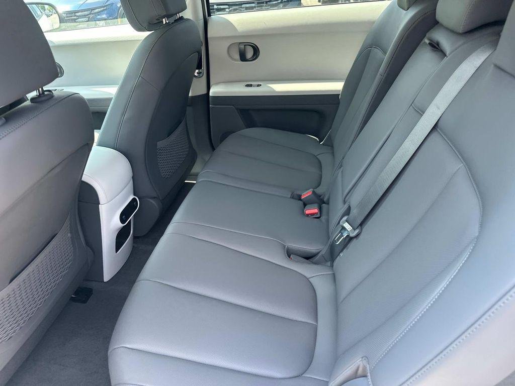 2025 Hyundai IONIQ 5 SEL - Photo 15
