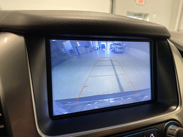 Used 2020 Iridescent Pearl Tricoat Chevrolet Premier image 15