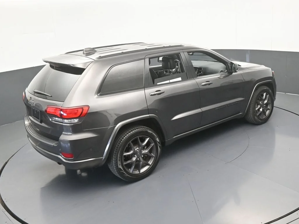 Used 2021 Granite Crystal Metallic Clearcoat Jeep Limited image 50