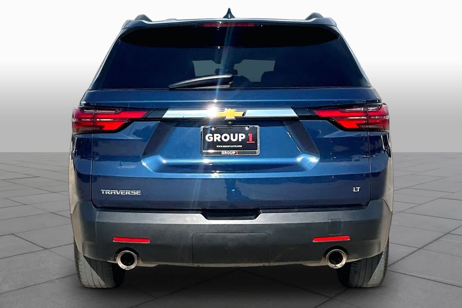 Used 2023 Northsky Blue Metallic Chevrolet LT Cloth image 5