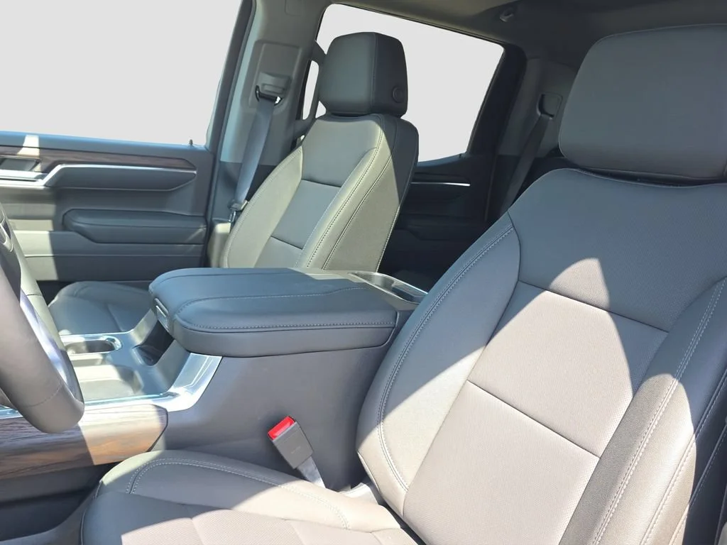 New 2026 Sterling Metallic GMC SLT image 7