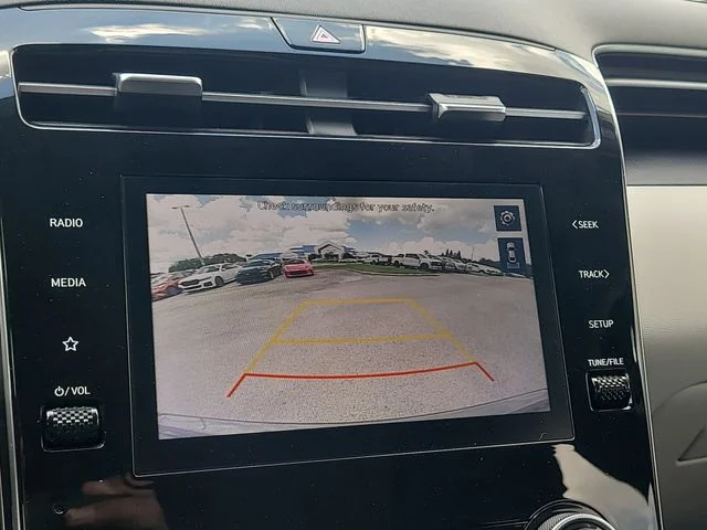 Used 2022 Gray Hyundai SE image 21