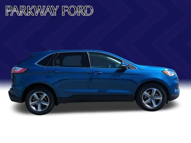 Used 2020 Blue Ford SEL image 6