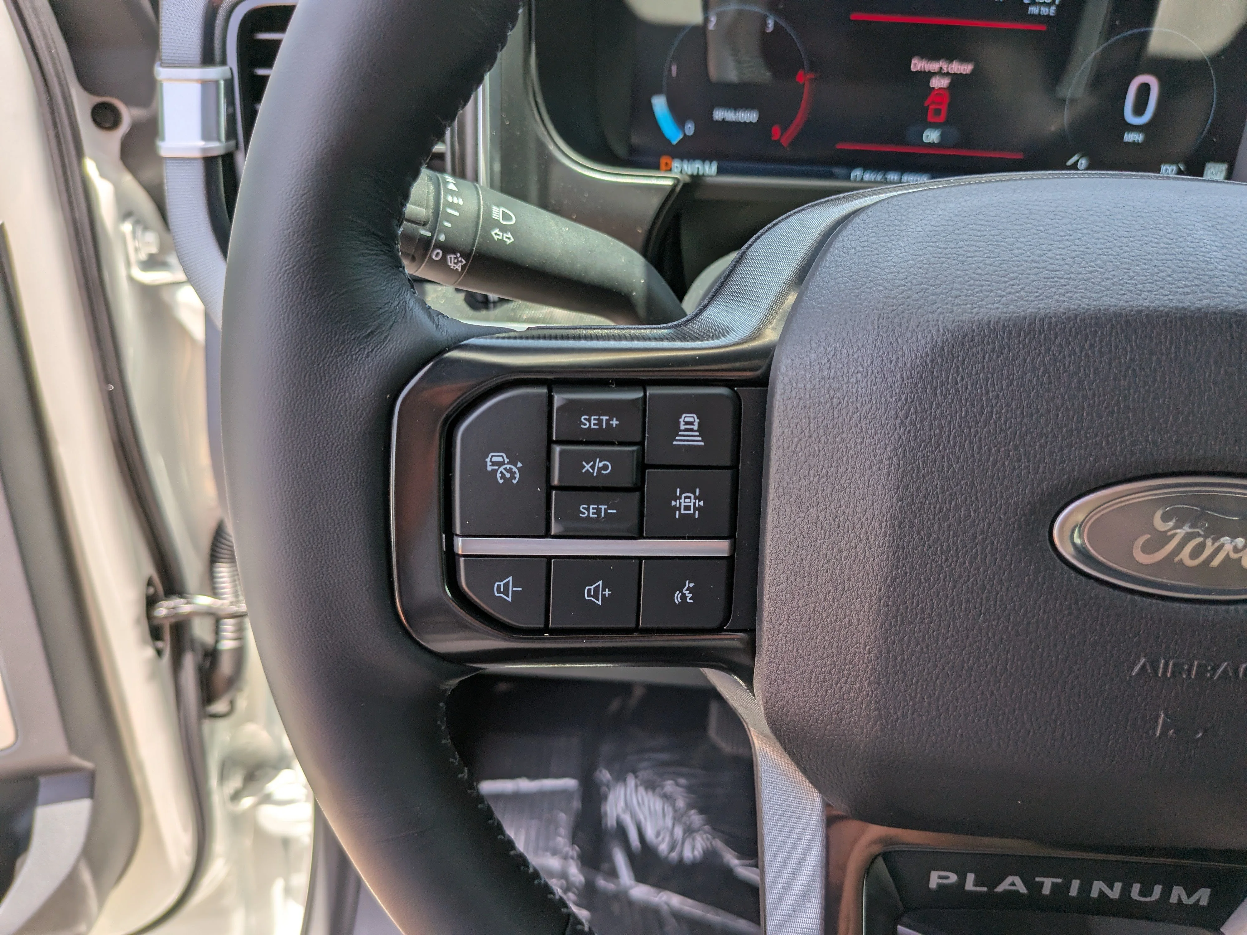 New 2026 Star White Metallic Tri-Coat Ford F-250® Platinum® image 34