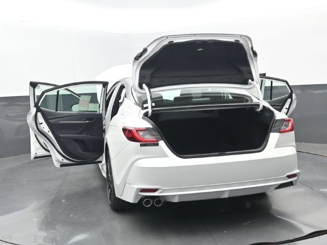 New 2026 Wind Chill Pearl/Black Toyota XSE image 34