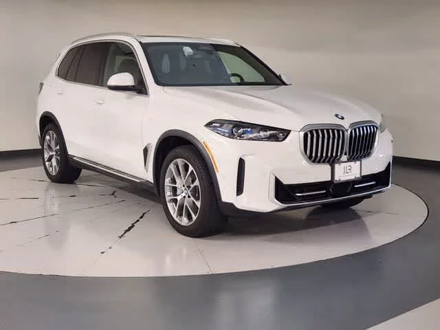 Used 2026 Alpine White BMW xDrive40i - Sports Activity Vehicle image 11