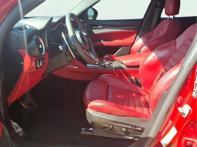 Used 2018 Red Alfa Romeo Ti image 18