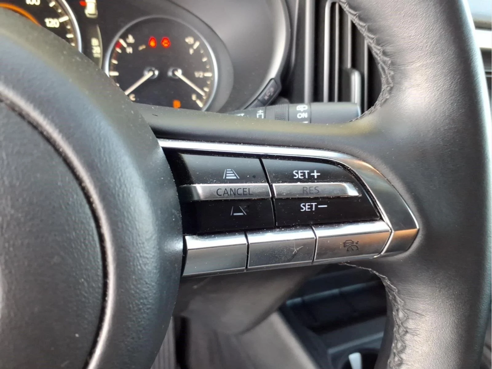 Used 2025 White Mazda 2.5 S Preferred Package image 22