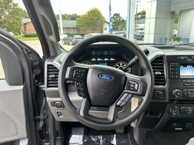 Used 2018 Gray Ford XLT image 13