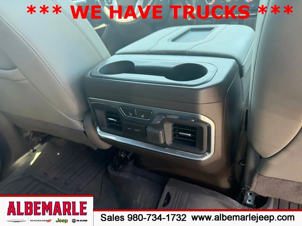 Used 2020 White GMC SLT image 37