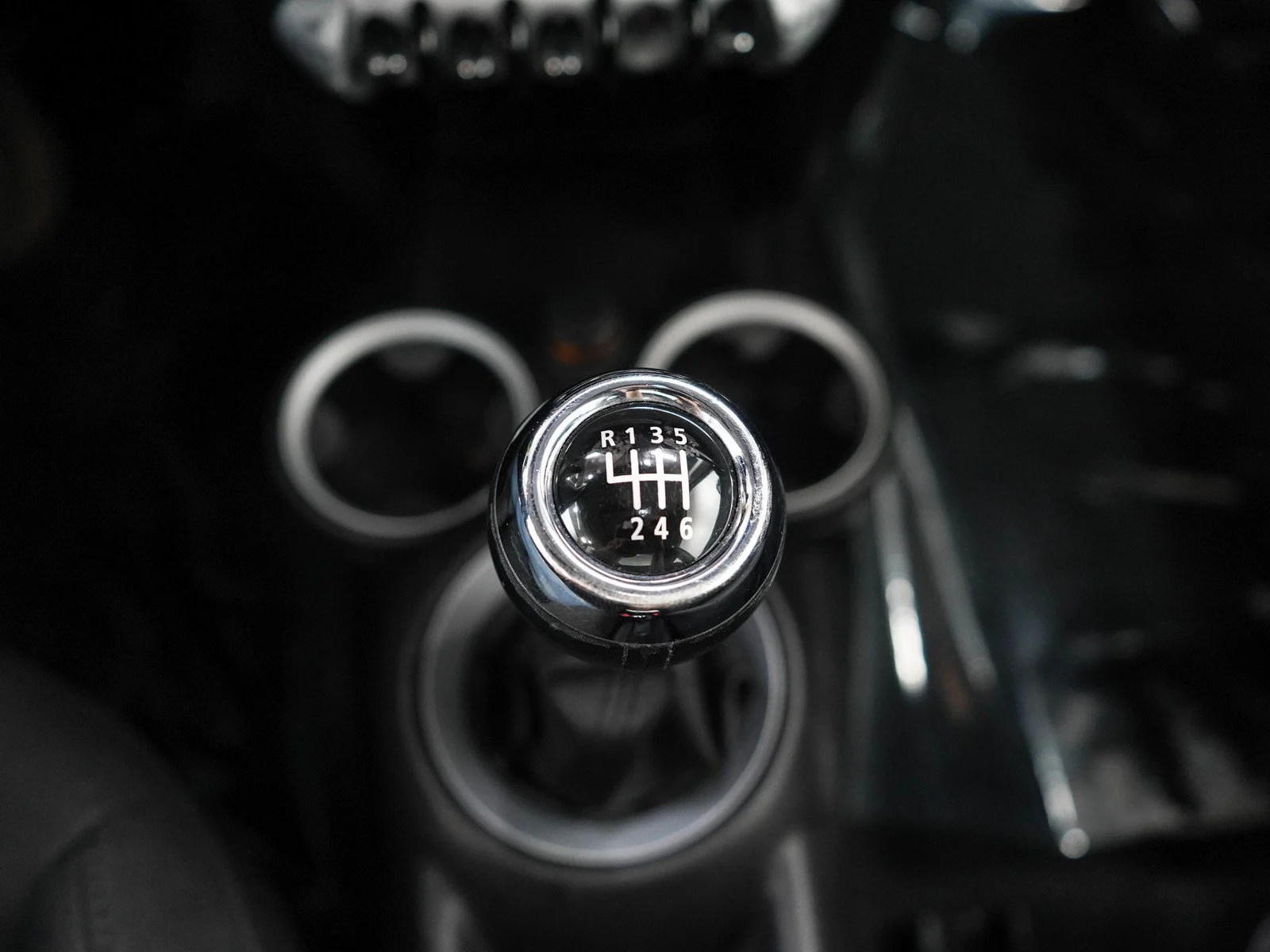Used 2010 Dark Silver Metallic MINI Base image 19