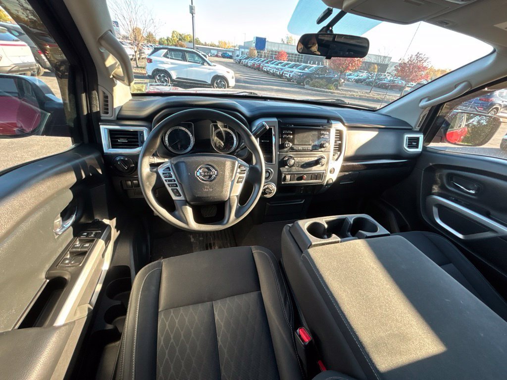 Used 2017 Red Nissan SV image 9