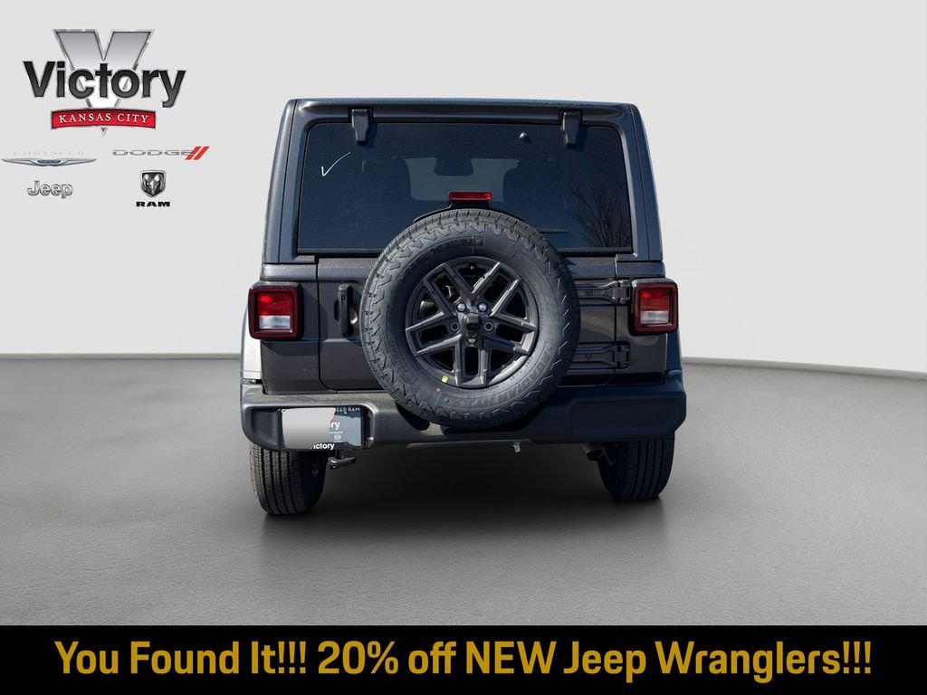 New 2026 Granite Crystal Metallic Clearcoat Jeep Sport S image 6