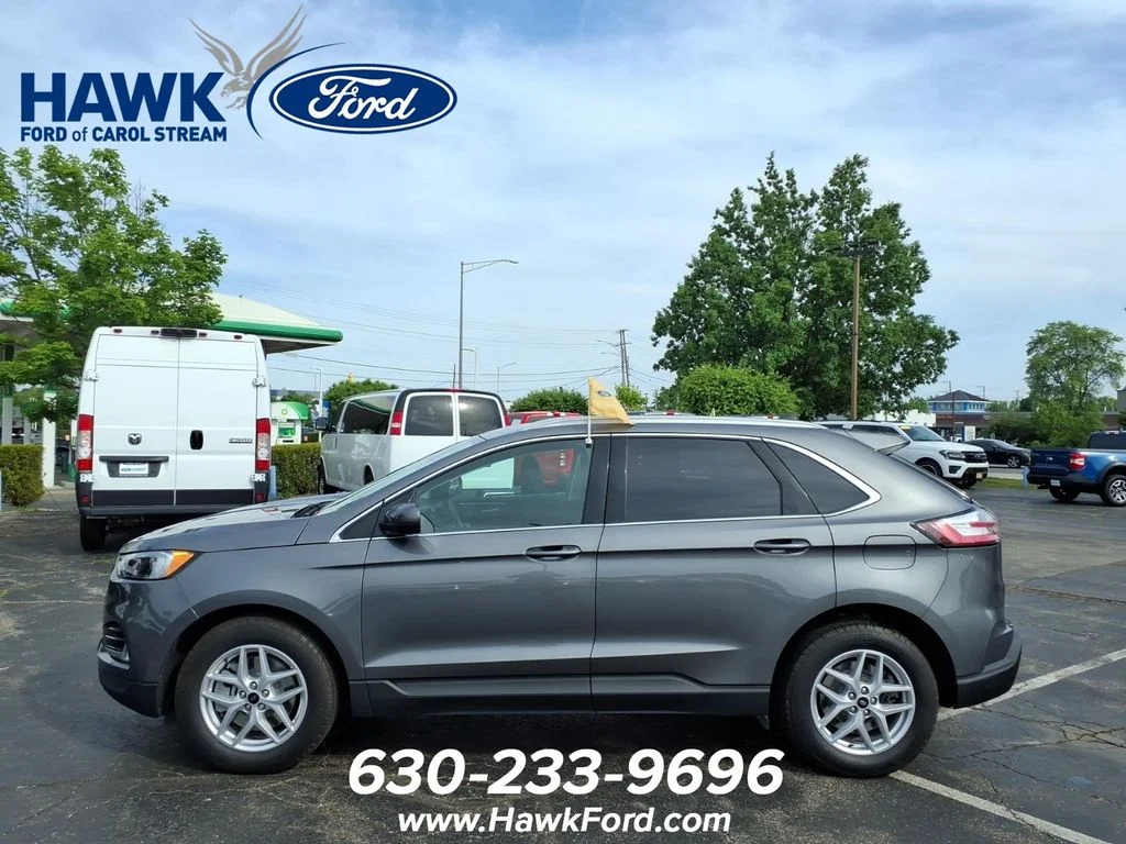 Certified Used 2024 Gray Metallic Ford SEL image 4
