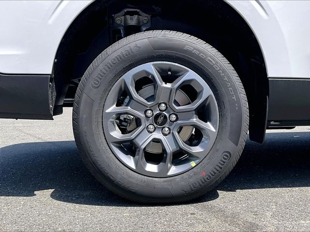 New 2026 White Ford XLT image 13