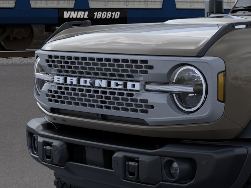 New 2026 Marsh Gray Ford Badlands® image 19