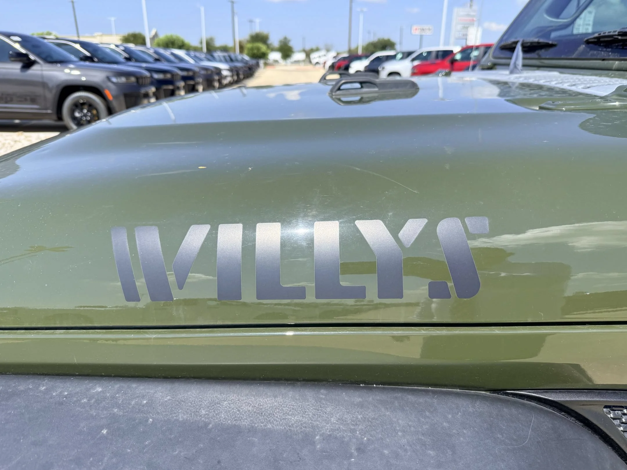 Used 2022 Green Jeep Unlimited Willys image 7
