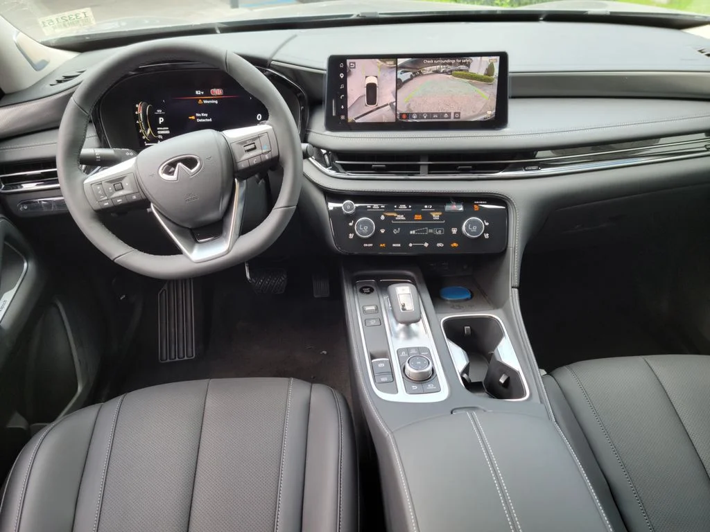 New 2027 HARBOR GRAY INFINITI Luxe FWD image 11