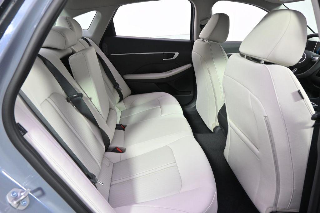 New 2026 Blue Hyundai SEL Sport image 18