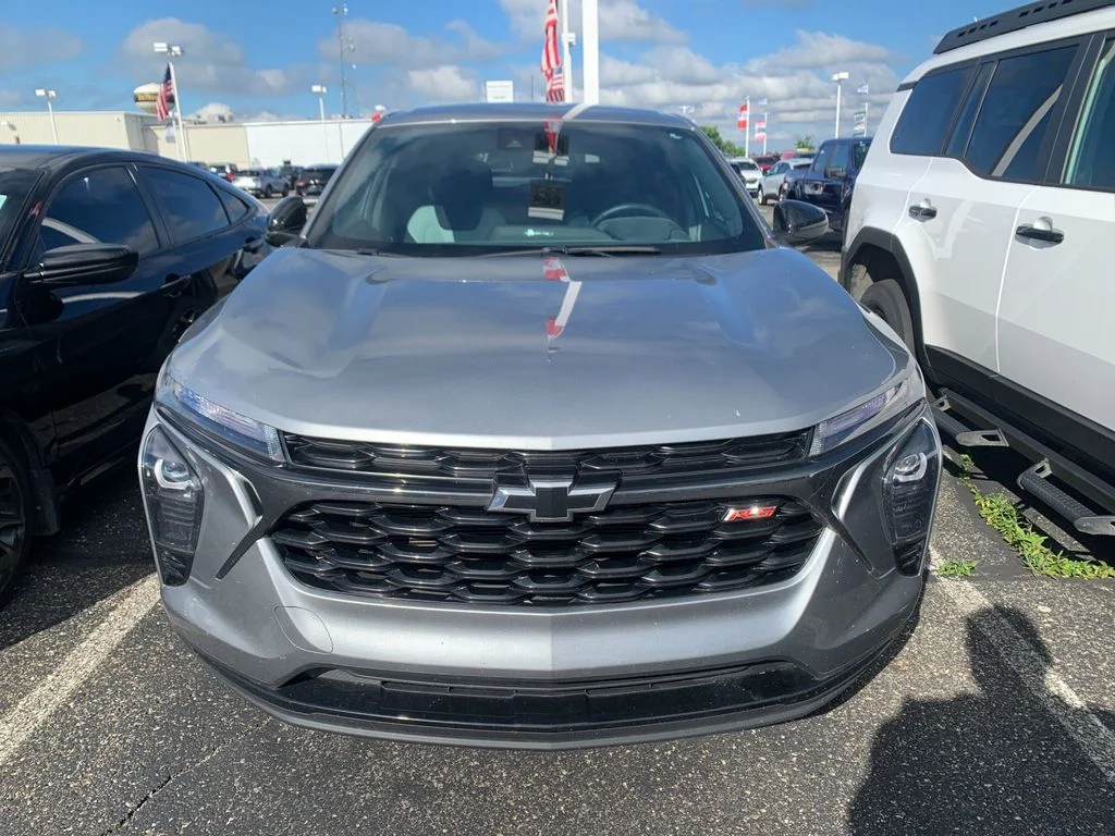 Used 2024 Gray Chevrolet 1RS image 6