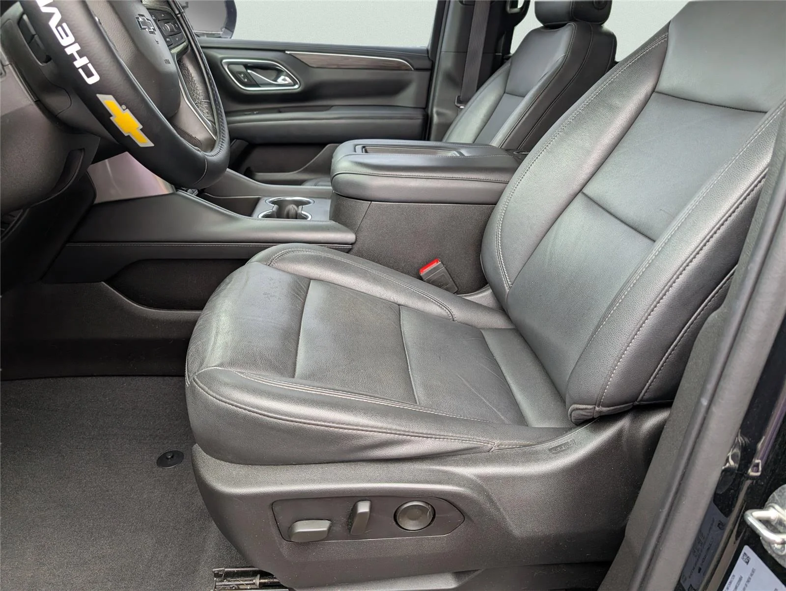 Used 2021 BLACK Chevrolet Z71 image 14
