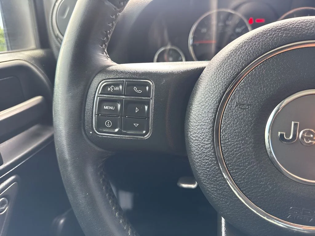 Used 2017 White Jeep Unlimited Sport image 13