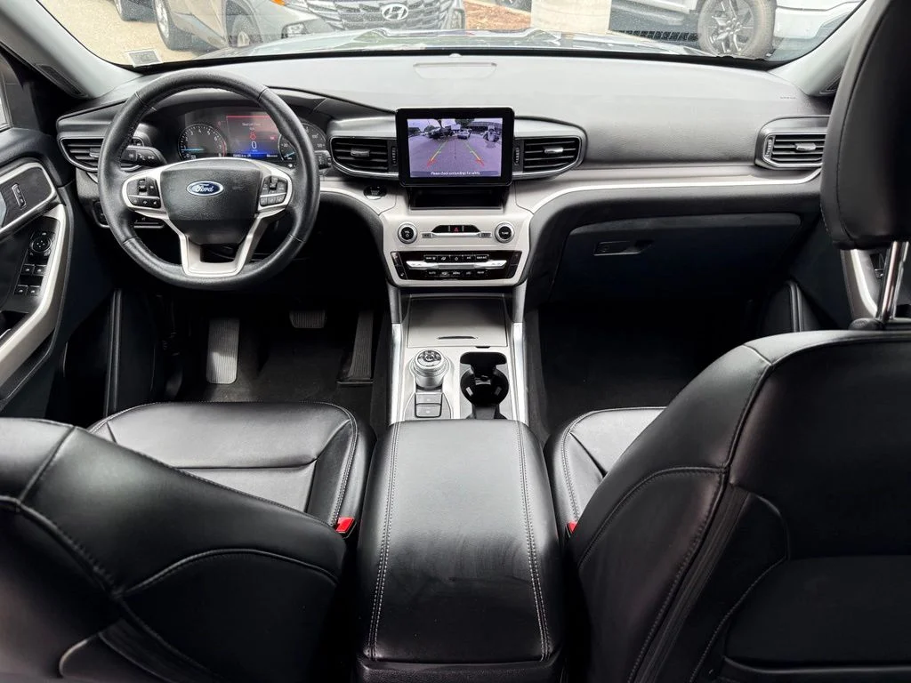 Used 2023 Gray Ford XLT image 26