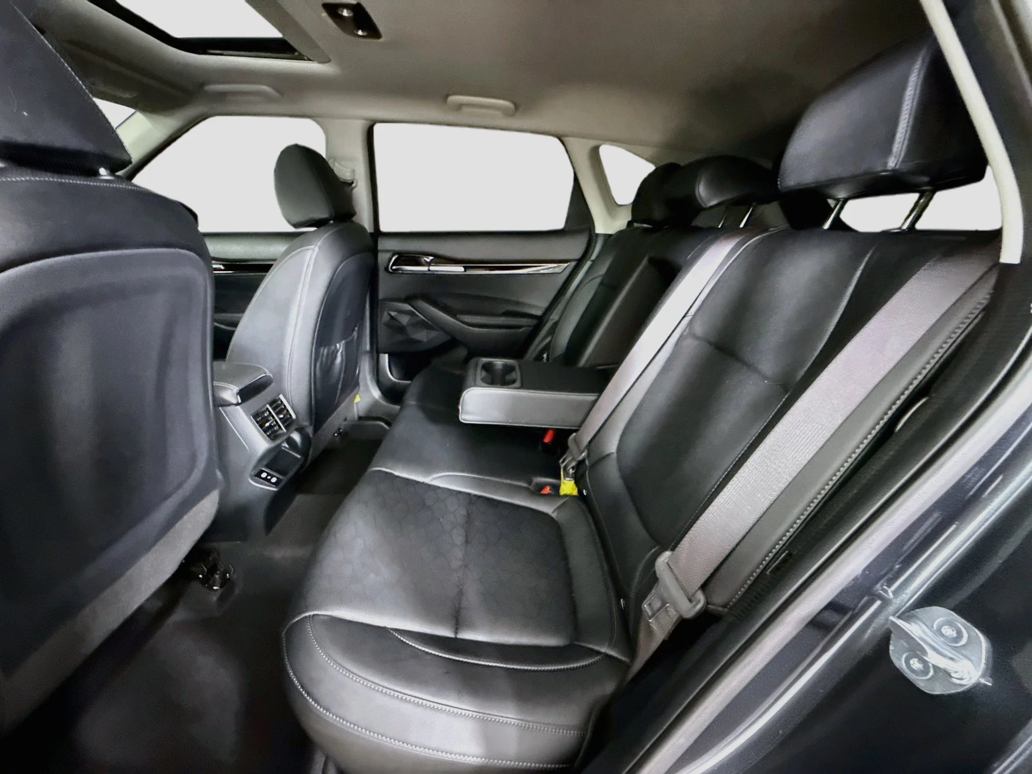 Used 2026  Kia EX image 27