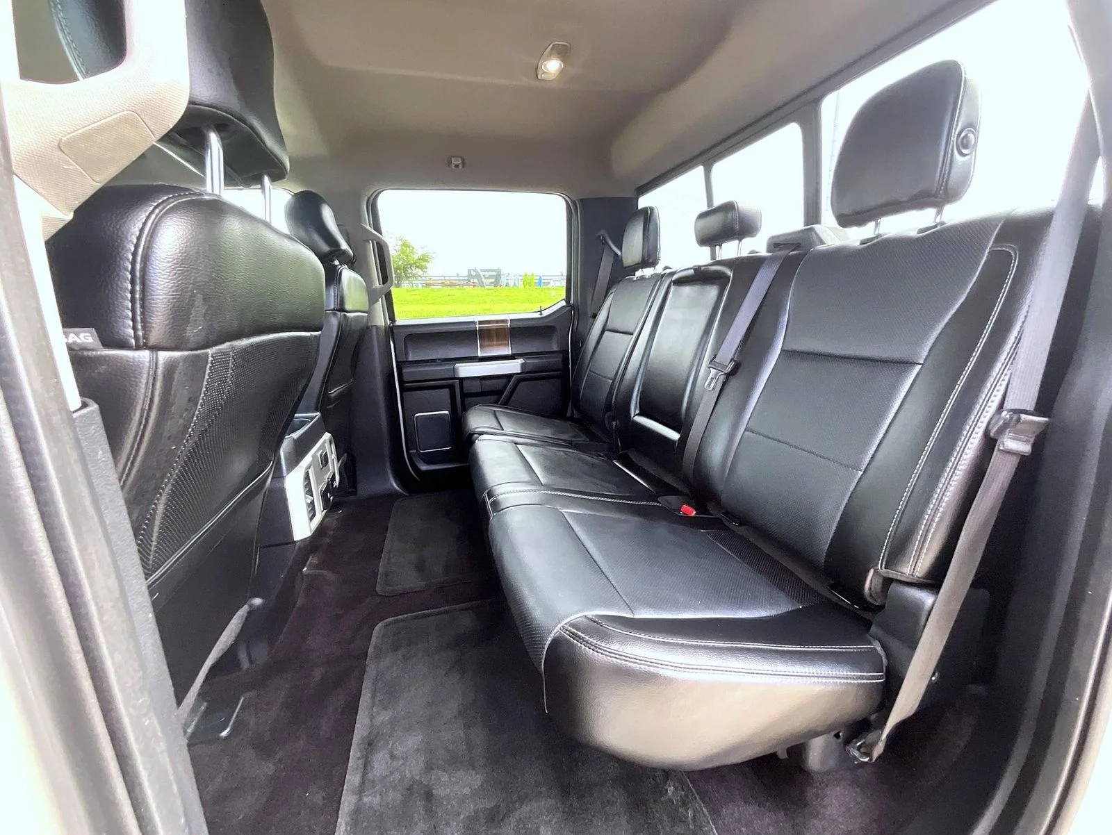Used 2017 Silver Ford Lariat image 20