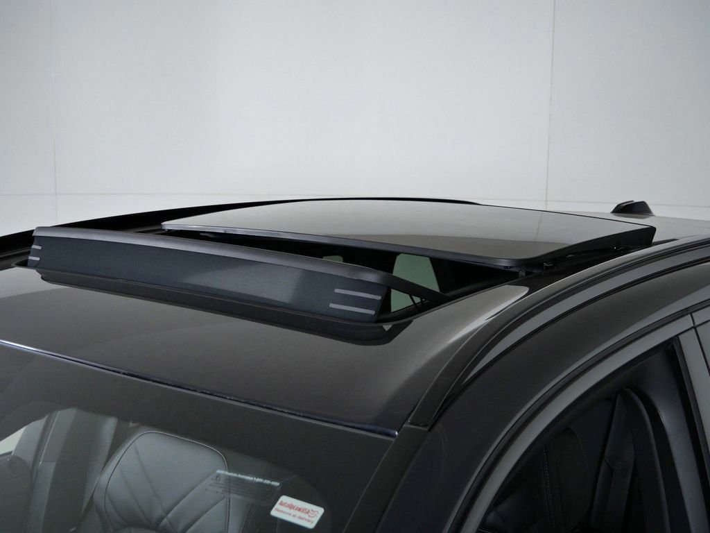 Used 2026 Carbon Black Metallic BMW xDrive50e image 19