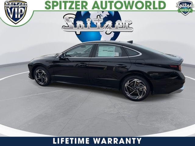 New 2026 Black Hyundai SEL Sport image 6