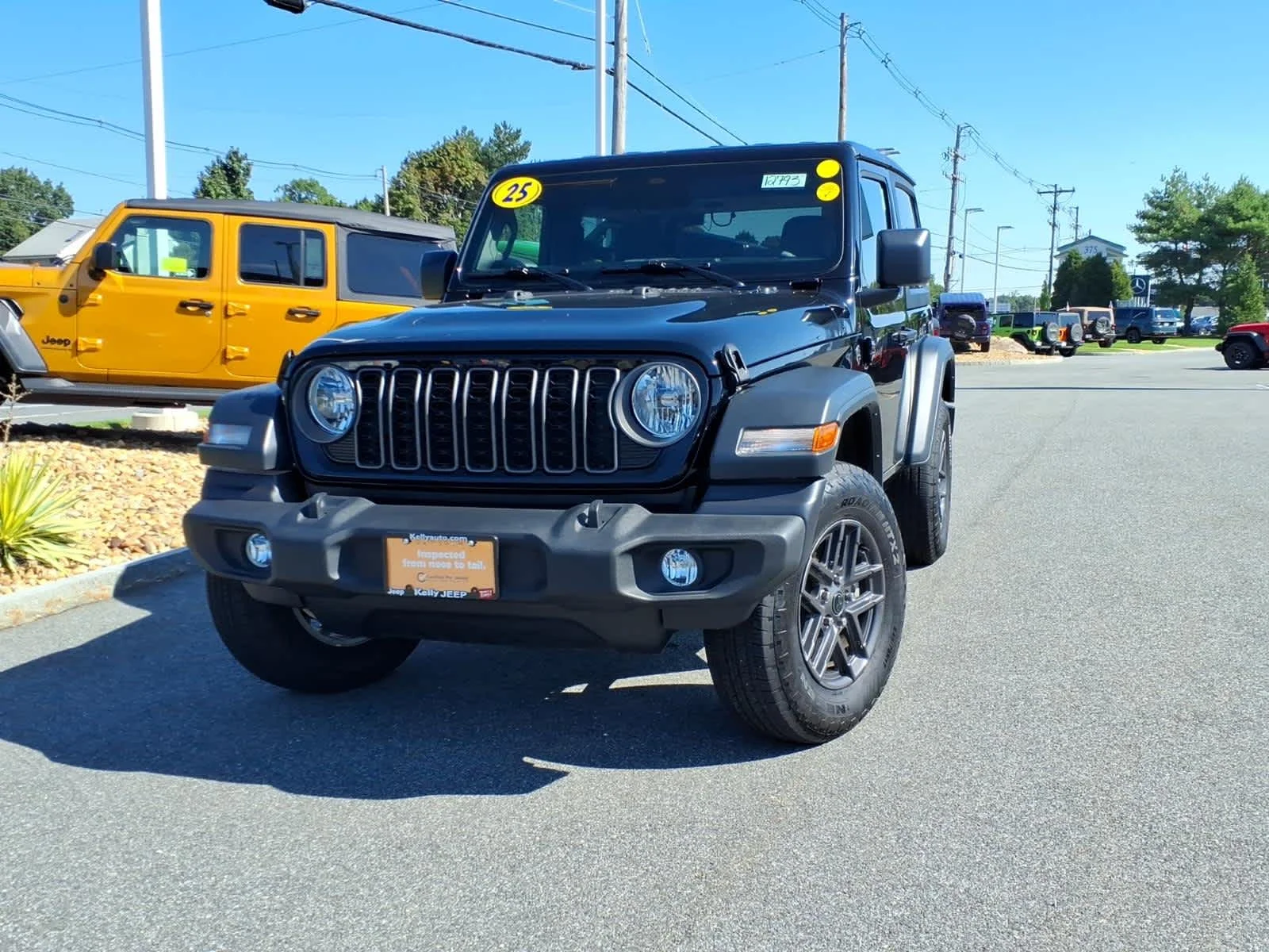 Certified Used 2025 Black Clearcoat Jeep Sport S image 2