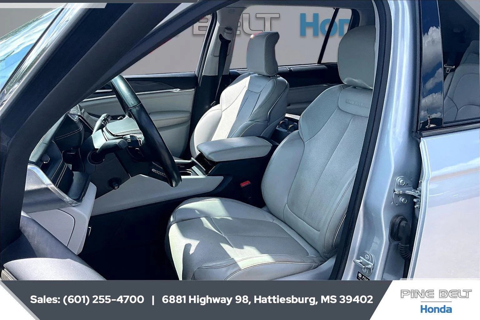 Used 2021 Silver Zynith Jeep Overland image 18