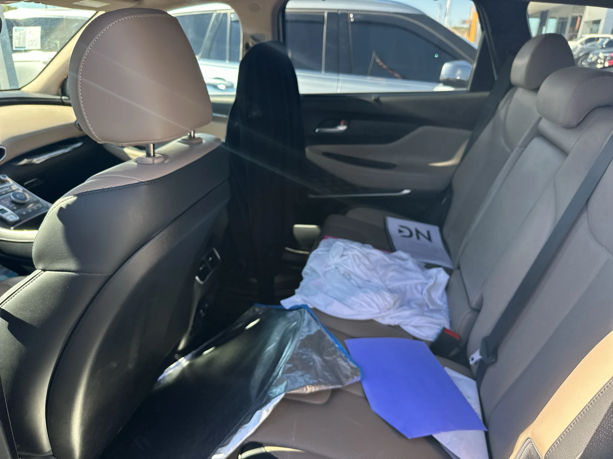 Used 2022 White Hyundai Limited image 5