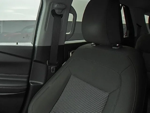 Used 2023 Red Ford XLT image 39