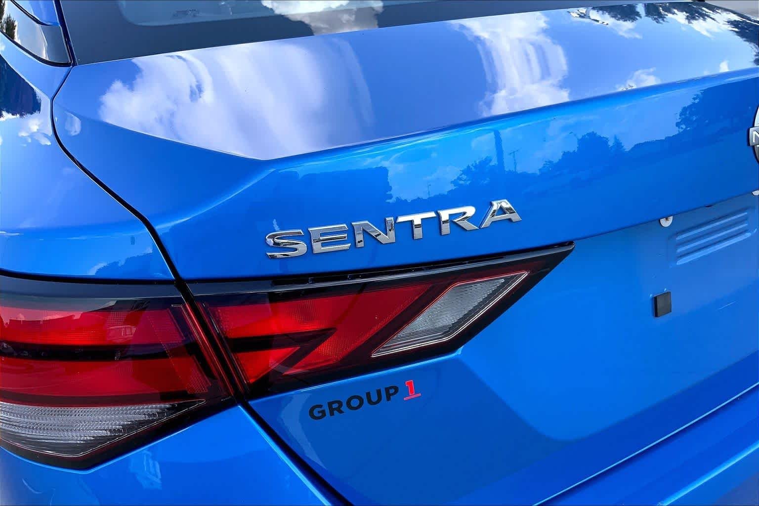 Used 2025 Electric Blue Metallic Nissan SV image 31