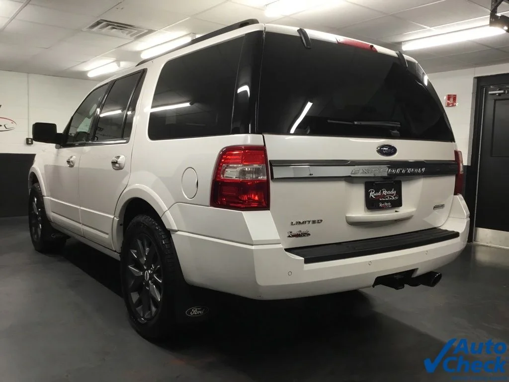 Used 2017 White Ford Limited image 8