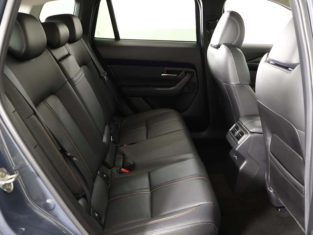 Used 2025 Gray Mazda Premium image 37