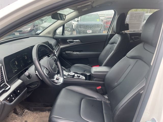 Used 2023 Snow White Pearl Kia EX image 11