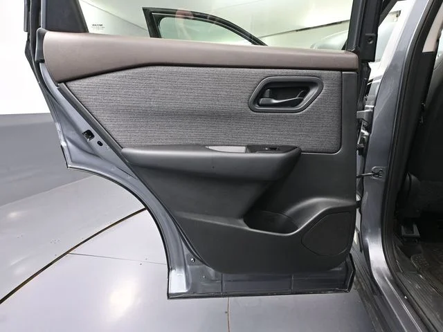 Used 2023 Gray Nissan S image 31